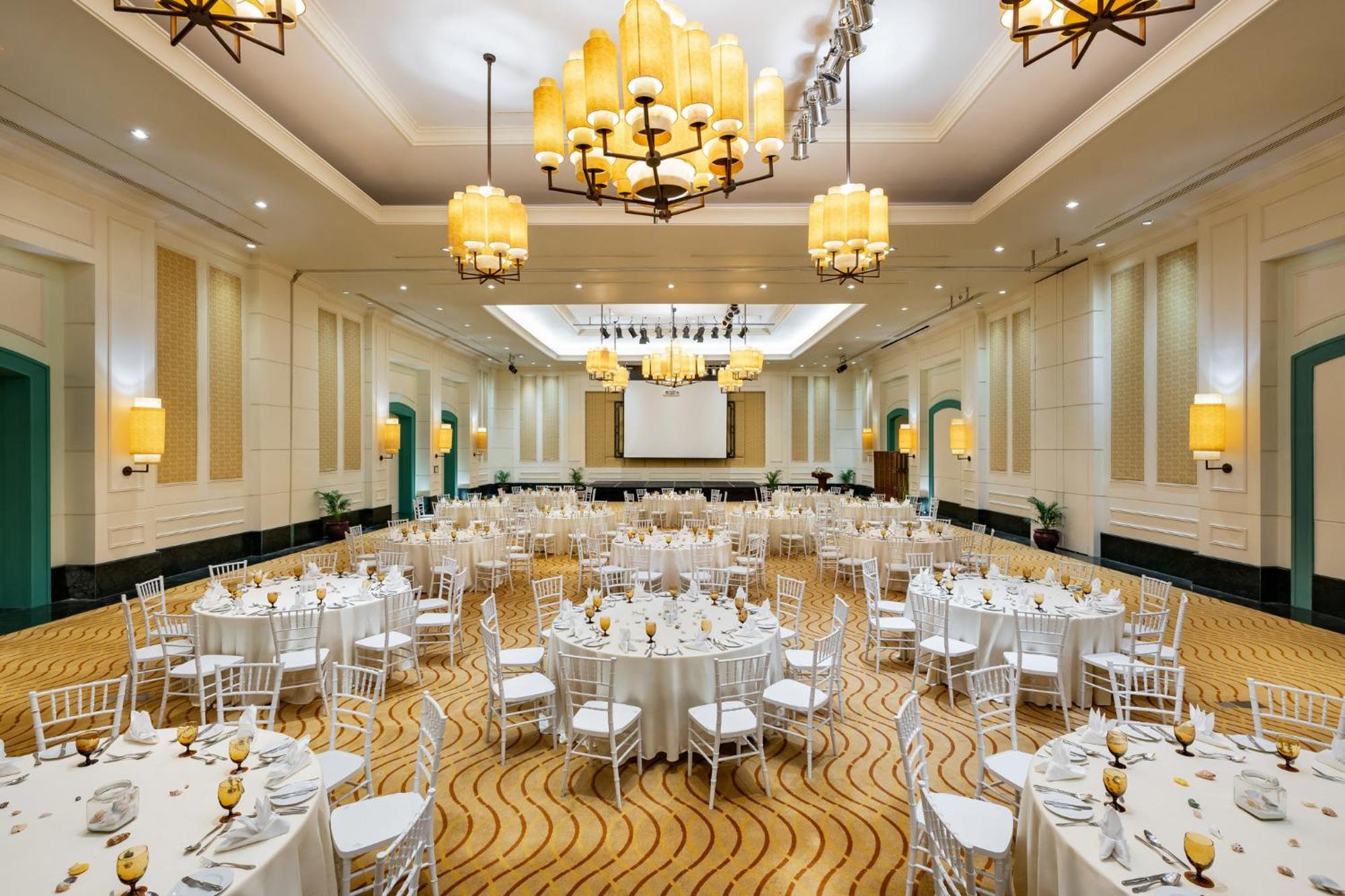 Centara Grand Phuket - Sha सहारा Karon